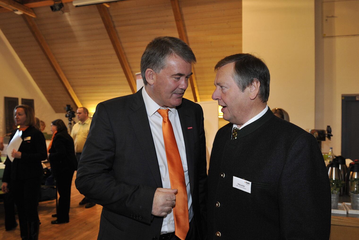 Ulrich Wagner im Gespräch mit Johann Häusler Ulrich Wagner im Gespräch mit Johann Häusler